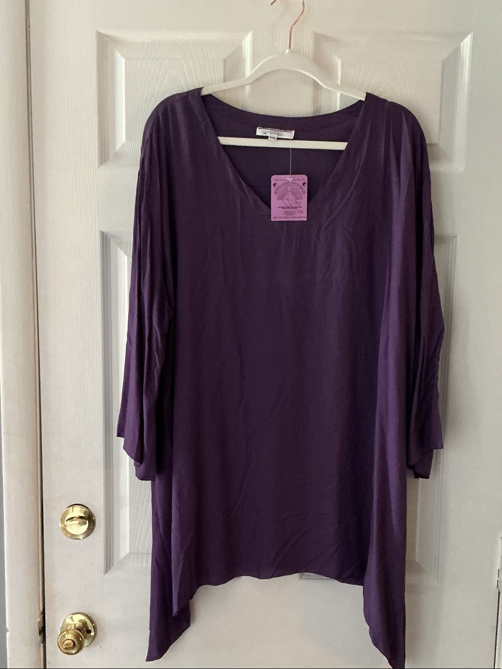 Relaxed V-Neck Tunic Top in Purple